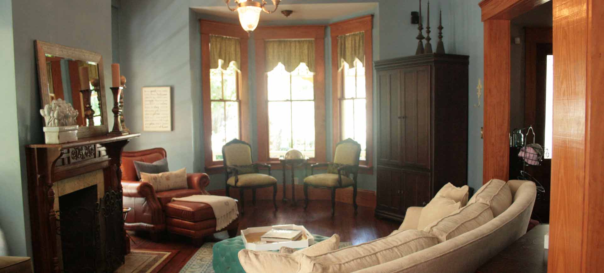 Antique accommodations at the Laurel Oak Inn