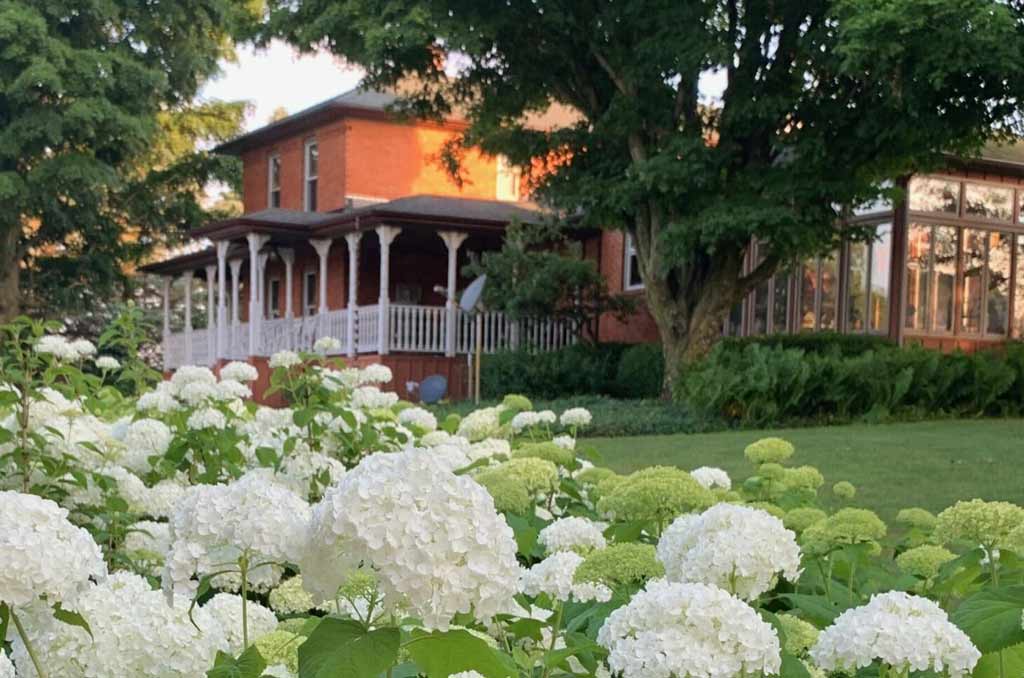 Inisfree Estate luxury Venue and Historic Inn near Michigan wineries