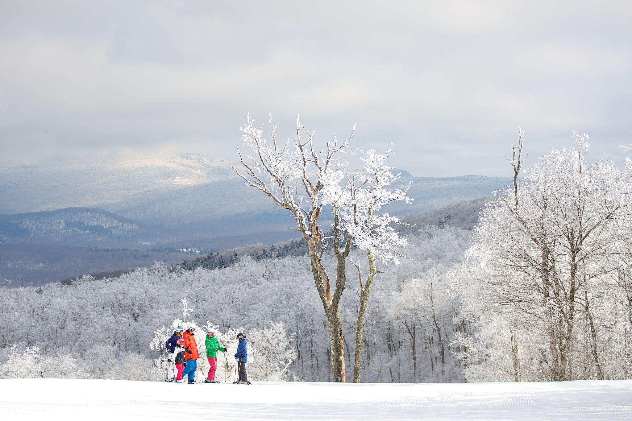skiers on jiminy peak ski resort