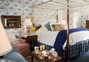 TheInnAtOrmsbyHillGuestRoom3