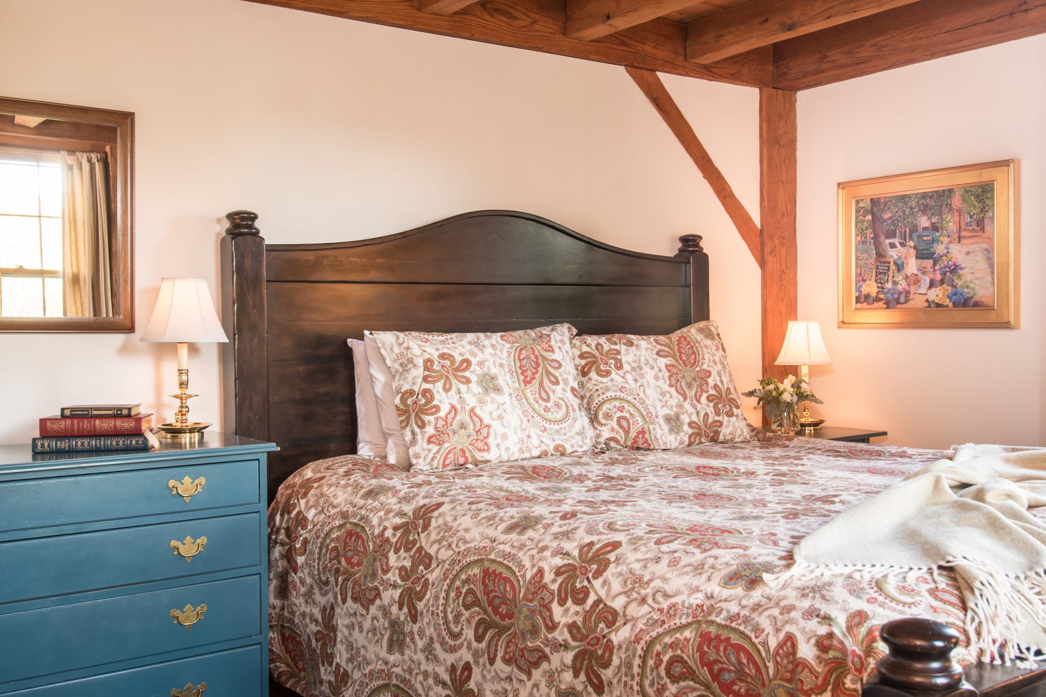 seven sea street inn bedroom