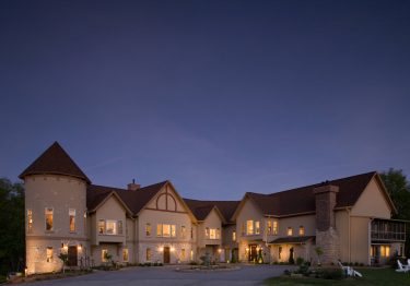Exterior Goldmoor inn at dusk